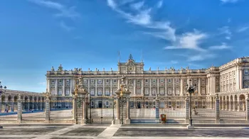 Combo: Palacio Real de Madrid (Royal Palace) + City Center Tour